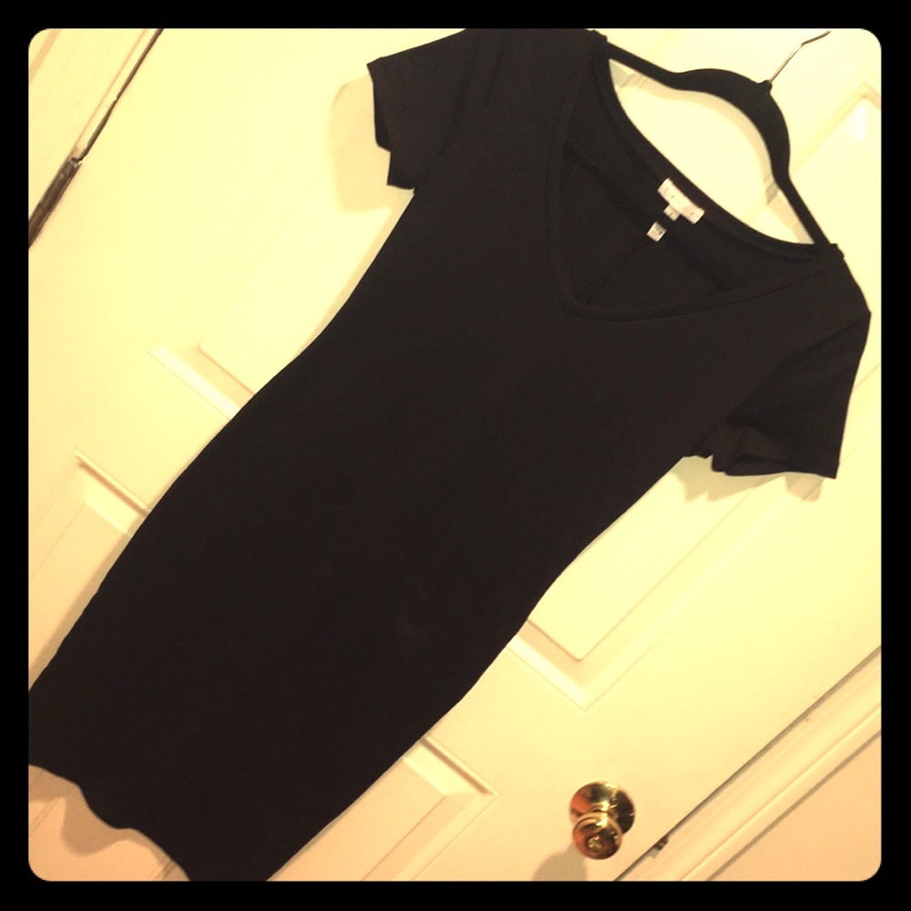 Black V-neck Stretch Dress